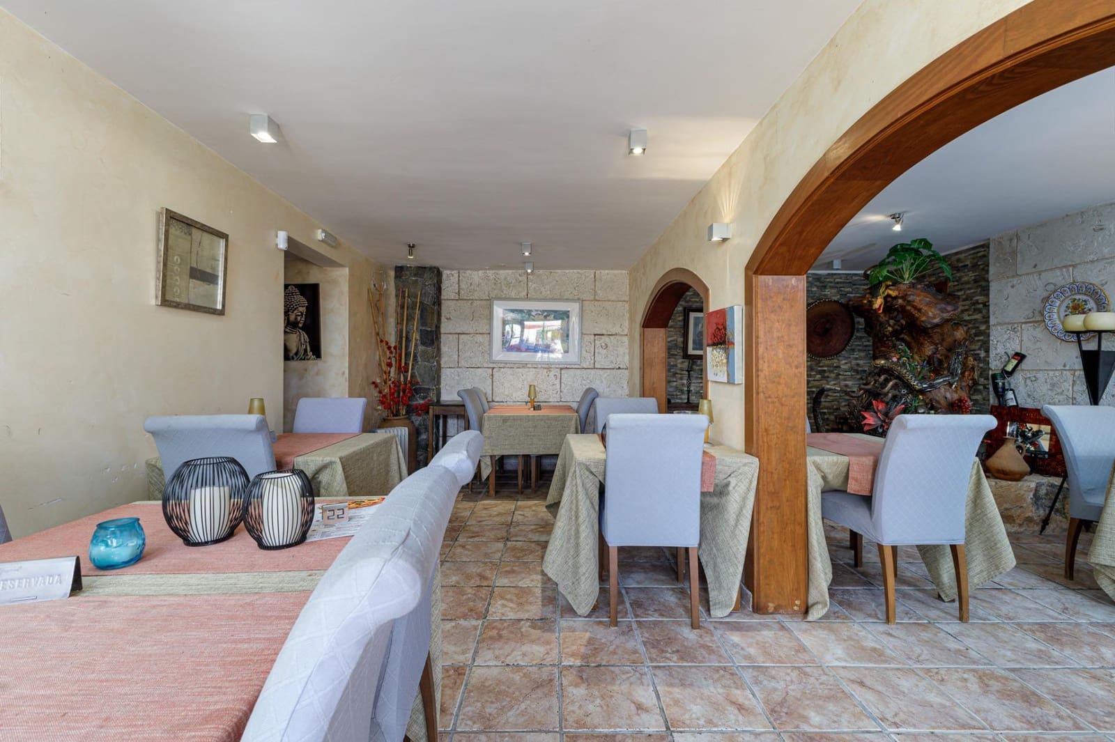 Business for sale in Cala Fornells - € 950,000 (Ref: 8458662)