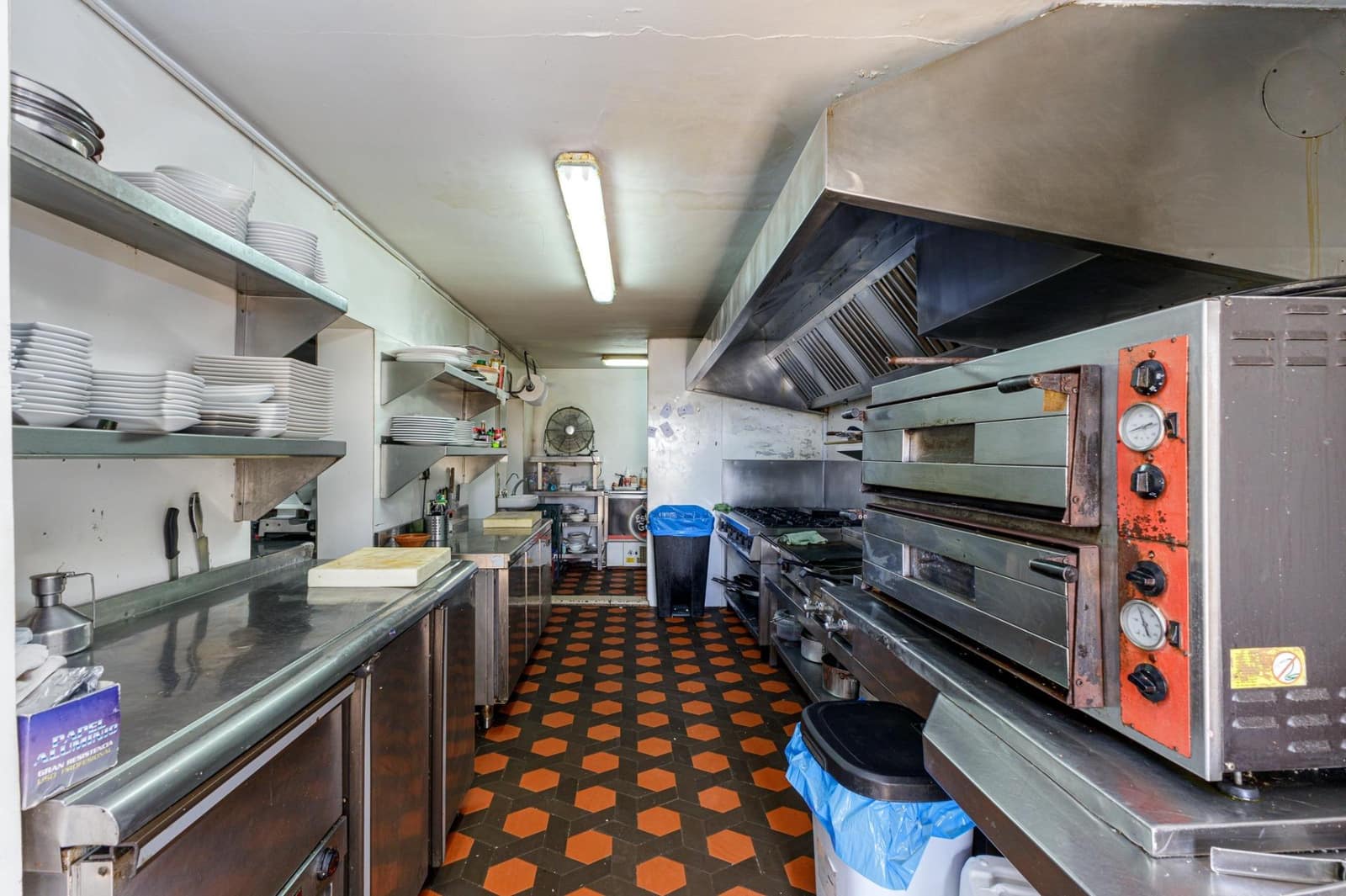 Business for sale in Cala Fornells - € 950,000 (Ref: 8458662)