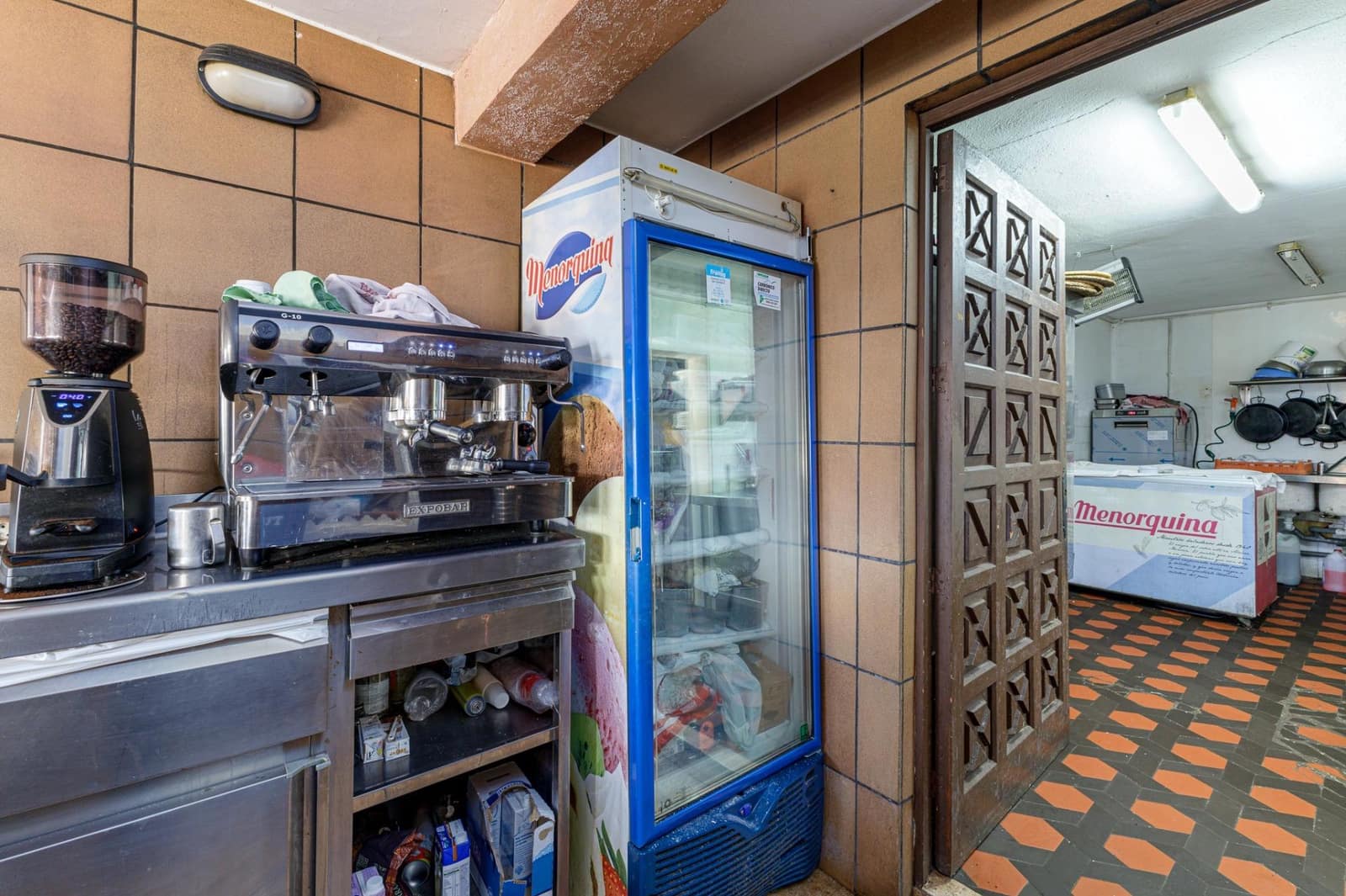 Business for sale in Cala Fornells - € 950,000 (Ref: 8458662)