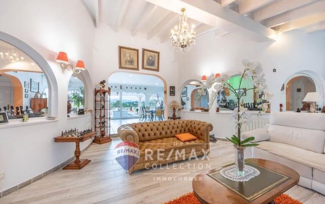 4 soveværelse Villa til salg i Santa Ponsa, Calvià med swimmingpool - € 2.000.000 (Ref: 8458664)