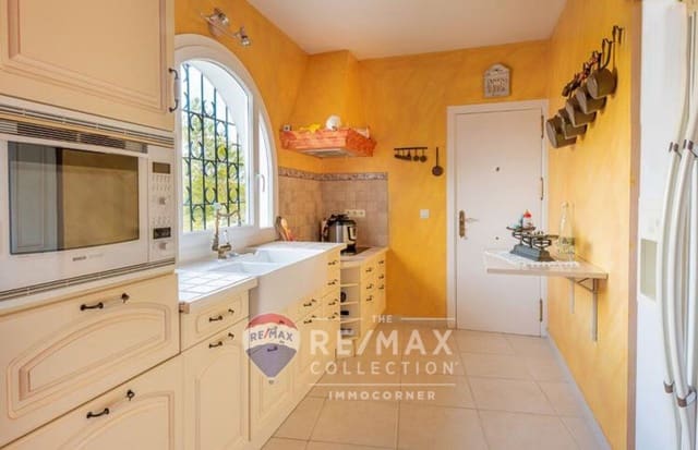 4 soveværelse Villa til salg i Santa Ponsa, Calvià med swimmingpool - € 2.000.000 (Ref: 8458664)