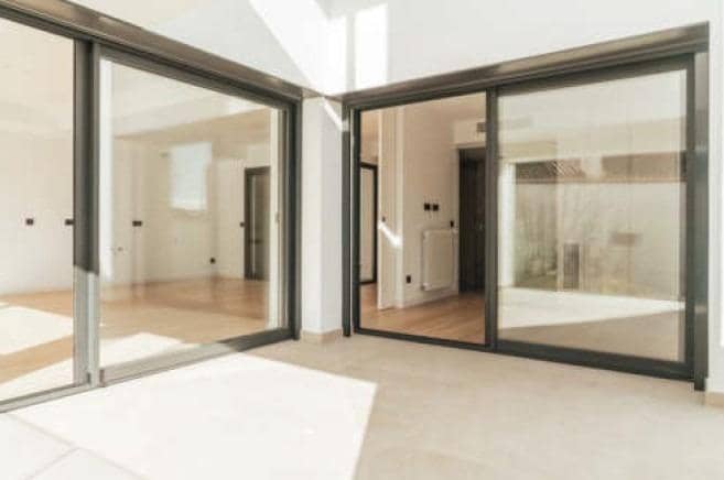 4 soveværelse Rækkehus til salg i Es Molinar / El Molinar med garage - € 3.900.000 (Ref: 8458666)