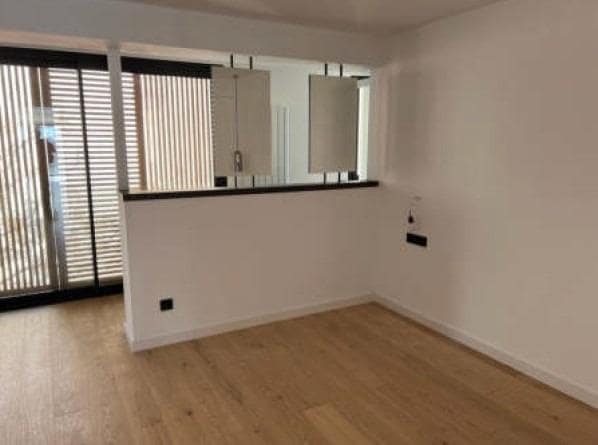 4 soveværelse Rækkehus til salg i Es Molinar / El Molinar med garage - € 3.900.000 (Ref: 8458666)