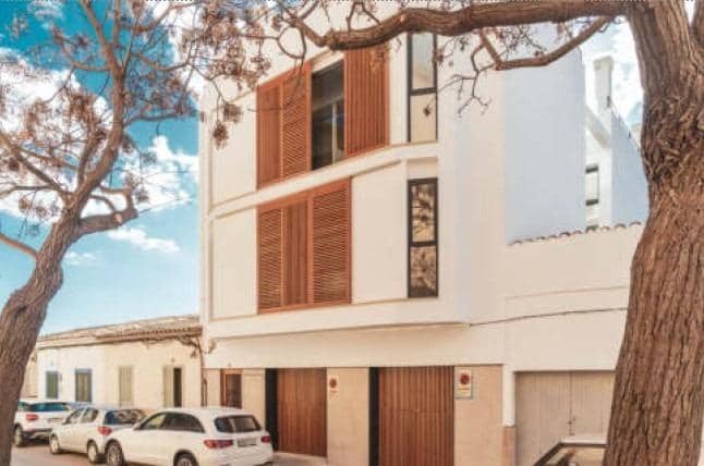 4 soveværelse Rækkehus til salg i Es Molinar / El Molinar med garage - € 3.900.000 (Ref: 8458666)