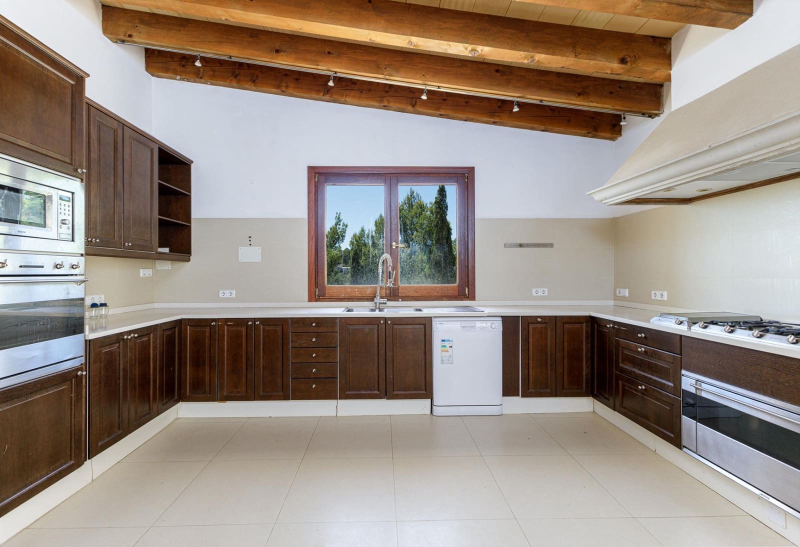 6 bedroom Villa for sale in Esporles with pool garage - € 6,950,000 (Ref: 8458667)