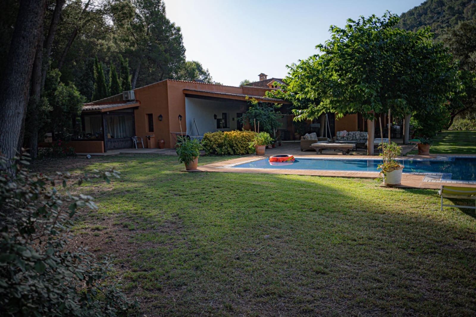 4 bedroom Villa for rent in Esporles with pool garage - € 7,000 (Ref: 8487390)