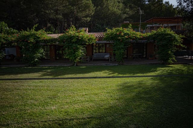 4 soveværelse Villa til leje i Esporles med swimmingpool garage - € 7.000 (Ref: 8487390)