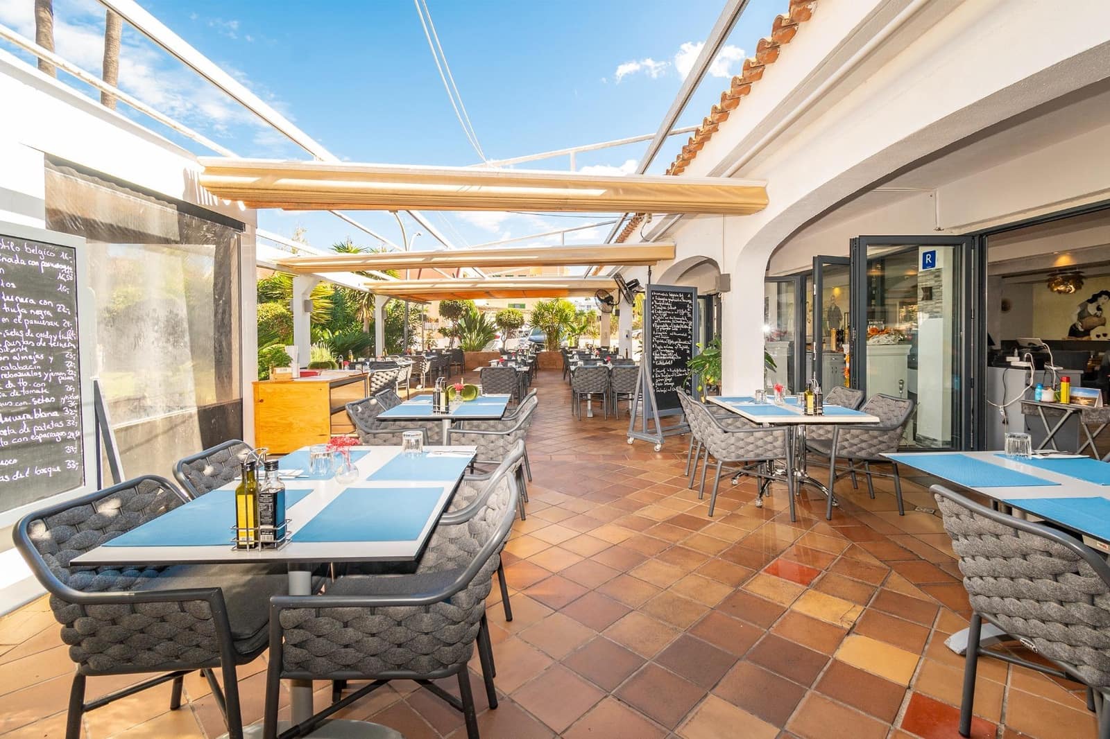 Business for rent in Santa Ponsa - € 5,000 (Ref: 8561591)