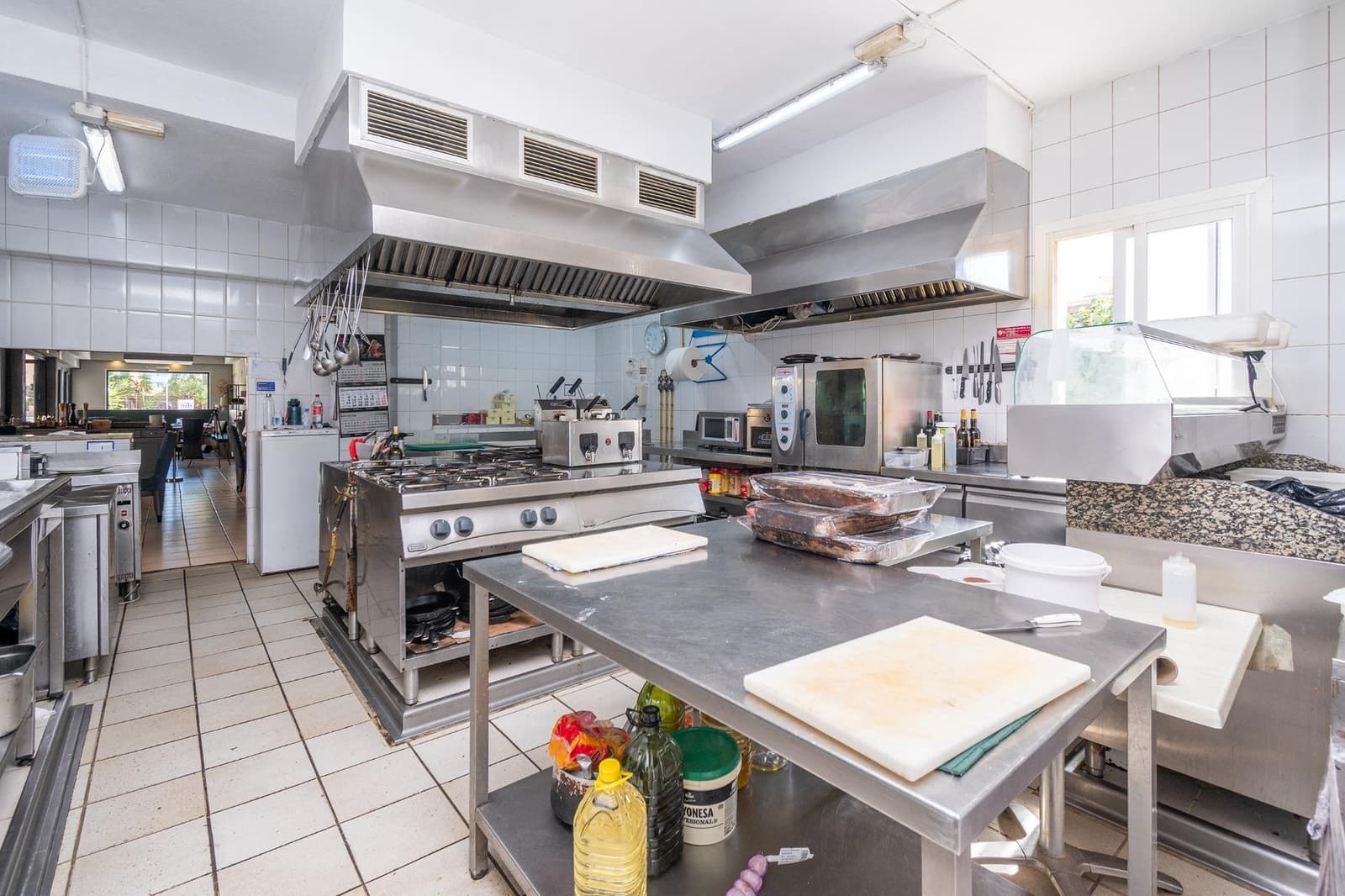 Business for rent in Santa Ponsa - € 5,000 (Ref: 8561591)