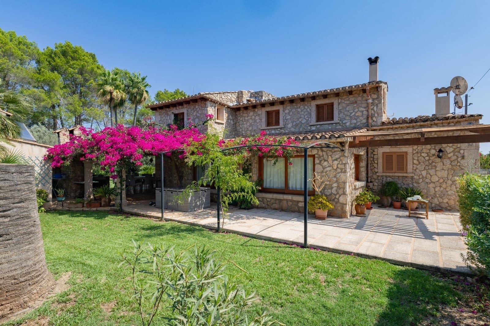 4 soveværelse Finca/Landehus til salg i Pollensa / Pollenca med swimmingpool - € 2.500.000 (Ref: 8591003)