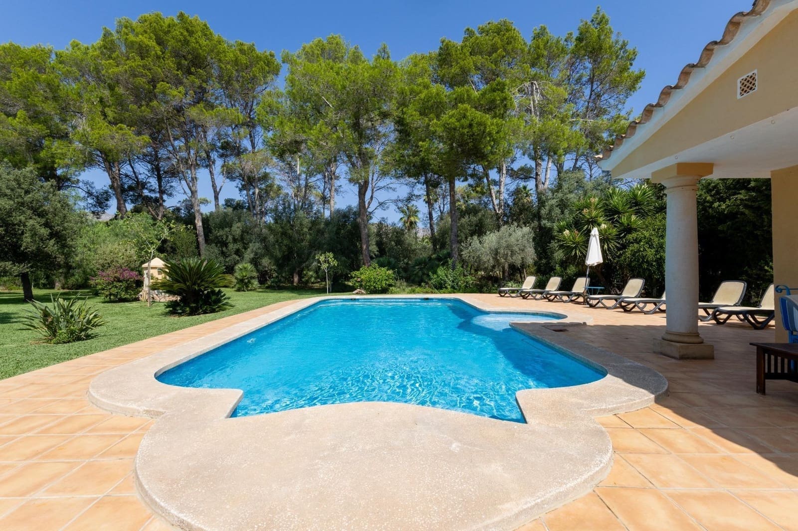 4 soveværelse Finca/Landehus til salg i Pollensa / Pollenca med swimmingpool - € 2.500.000 (Ref: 8591003)
