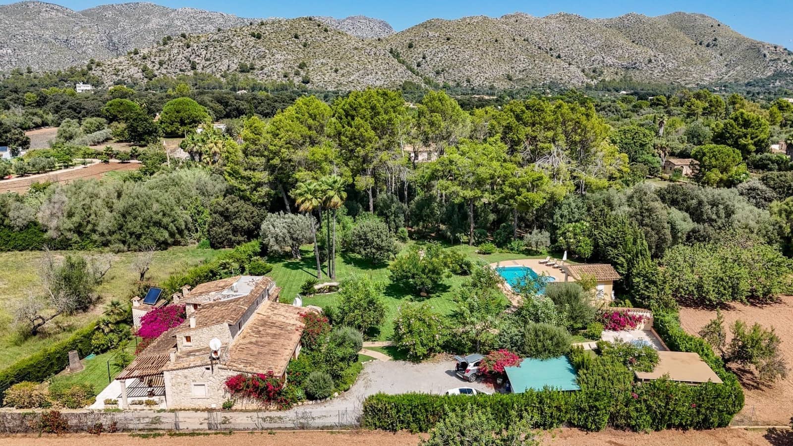 4 soveværelse Finca/Landehus til salg i Pollensa / Pollenca med swimmingpool - € 2.500.000 (Ref: 8591003)