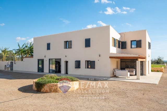 5 bedroom Finca/Country House for sale in Campos with pool garage - € 3,150,000 (Ref: 8701740)