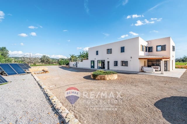 5 bedroom Finca/Country House for sale in Campos with pool garage - € 3,150,000 (Ref: 8701740)
