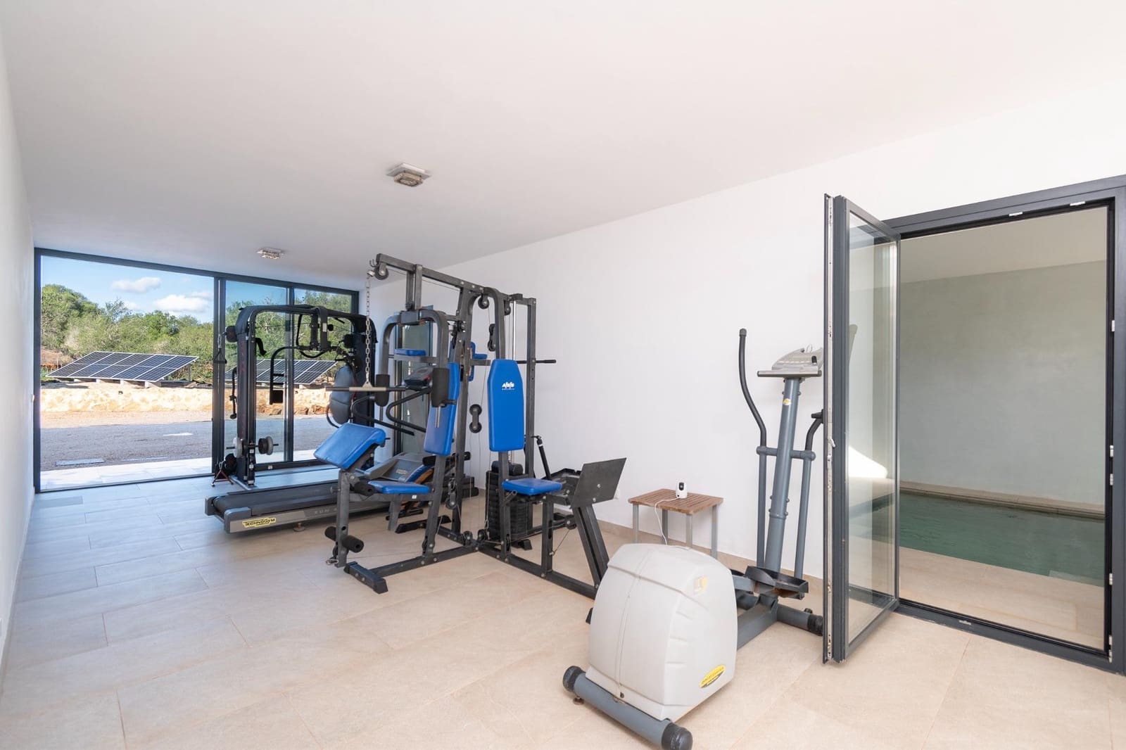 5 soveværelse Finca/Landehus til salg i Campos med swimmingpool garage - € 3.150.000 (Ref: 8701740)