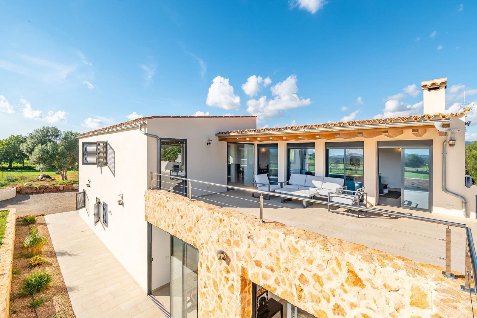 5 soveværelse Finca/Landehus til salg i Campos med swimmingpool garage - € 3.150.000 (Ref: 8701740)