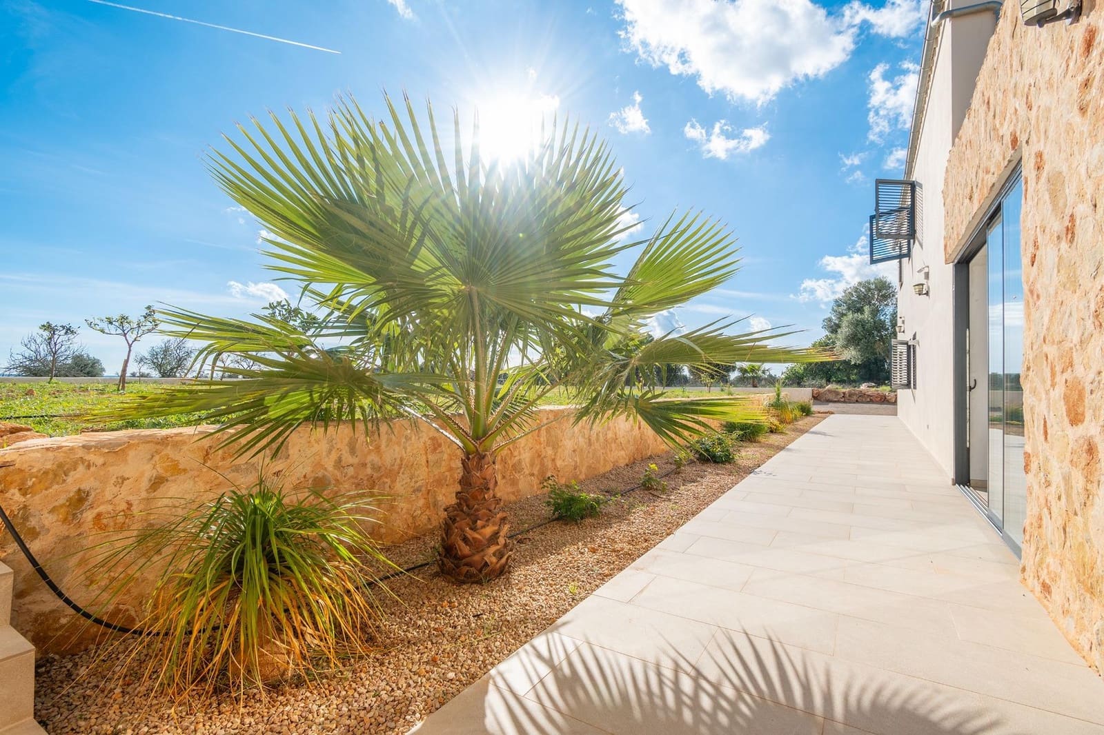 5 soveværelse Finca/Landehus til salg i Campos med swimmingpool garage - € 3.150.000 (Ref: 8701740)