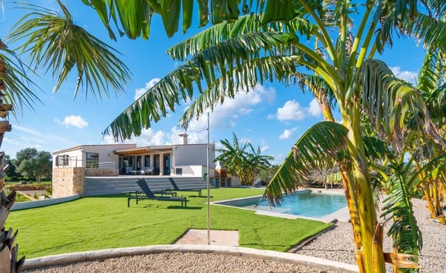 5 chambre Finca/Maison de Campagne à vendre à Campos avec piscine garage - 3 150 000 € (Ref: 8701740)