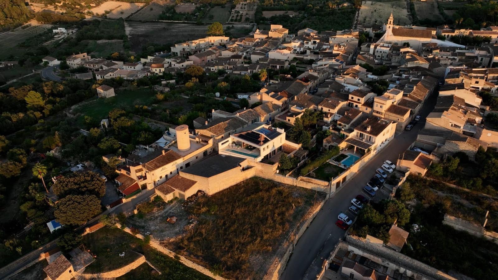 4 soverom Villa til salgs i Costitx med svømmebasseng garasje - € 2 599 000 (Ref: 8894654)