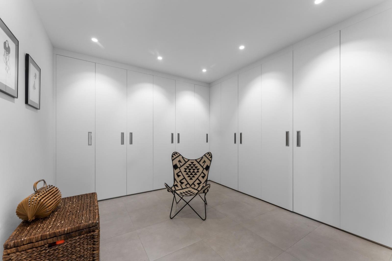 6 soveværelse Villa til salg i Santa Ponsa med swimmingpool garage - € 3.650.000 (Ref: 8940038)