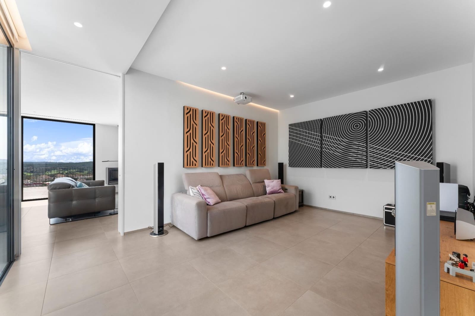 6 soverom Villa til salgs i Santa Ponsa med svømmebasseng garasje - € 3 650 000 (Ref: 8940038)