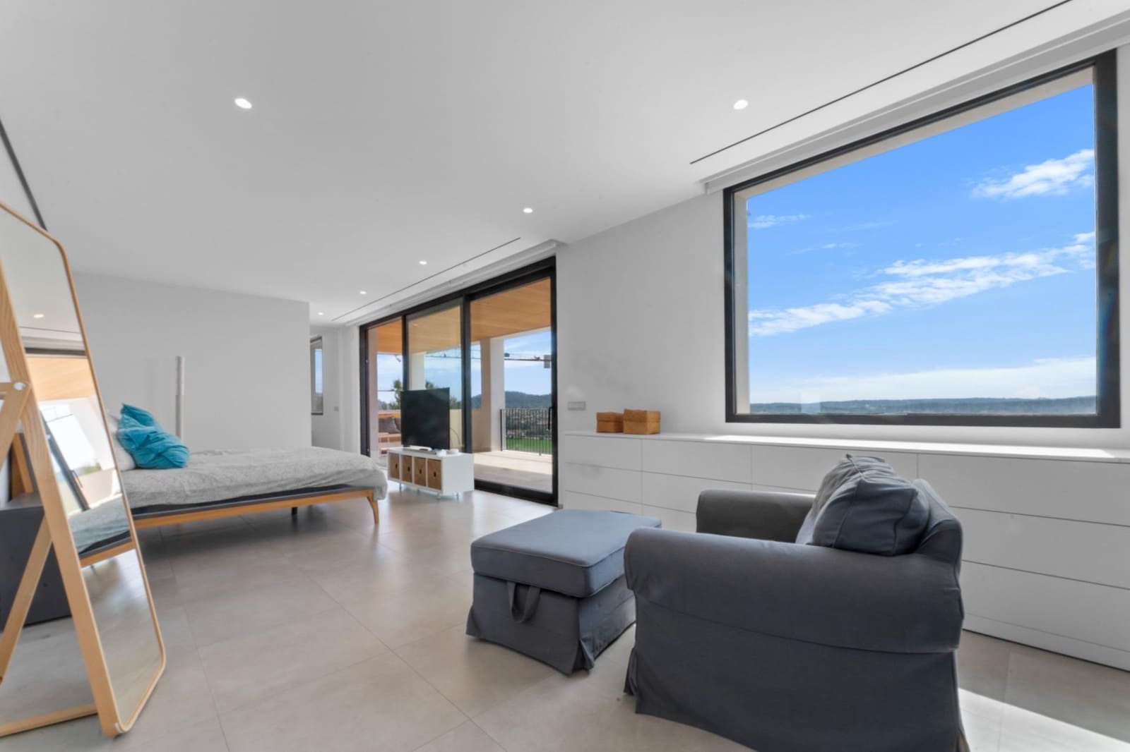 6 soverom Villa til salgs i Santa Ponsa med svømmebasseng garasje - € 3 650 000 (Ref: 8940038)
