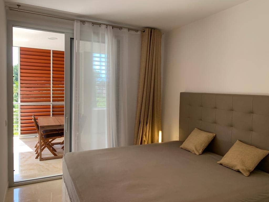 2 soveværelse Penthouse til salg i Calvia med swimmingpool garage - € 2.995.000 (Ref: 8960211)