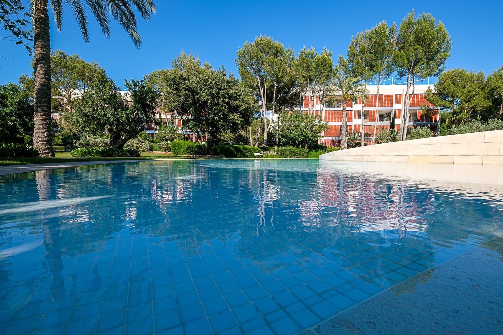2 soveværelse Penthouse til salg i Calvia med swimmingpool garage - € 2.995.000 (Ref: 8960211)