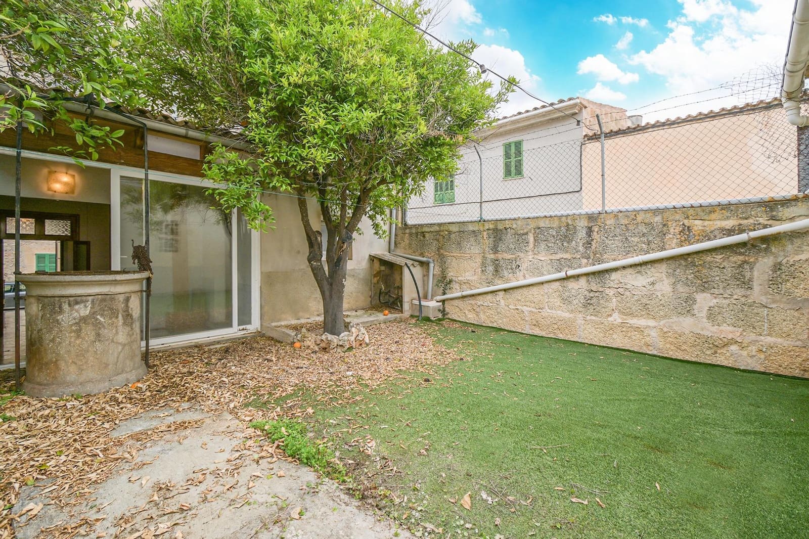 4 soveværelse Byhus til salg i Costitx med garage - € 590.000 (Ref: 8976198)