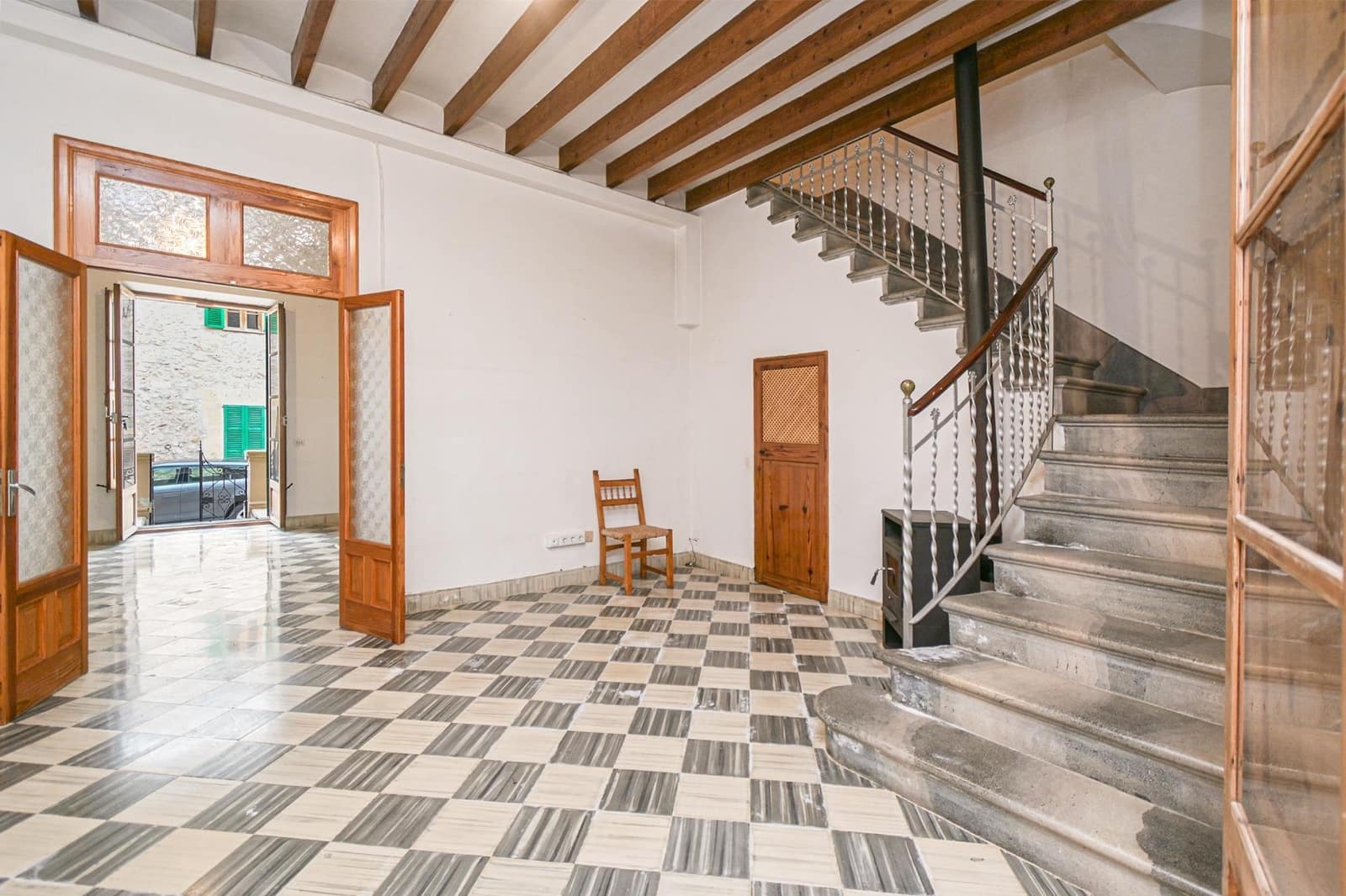 4 soveværelse Byhus til salg i Costitx med garage - € 590.000 (Ref: 8976198)