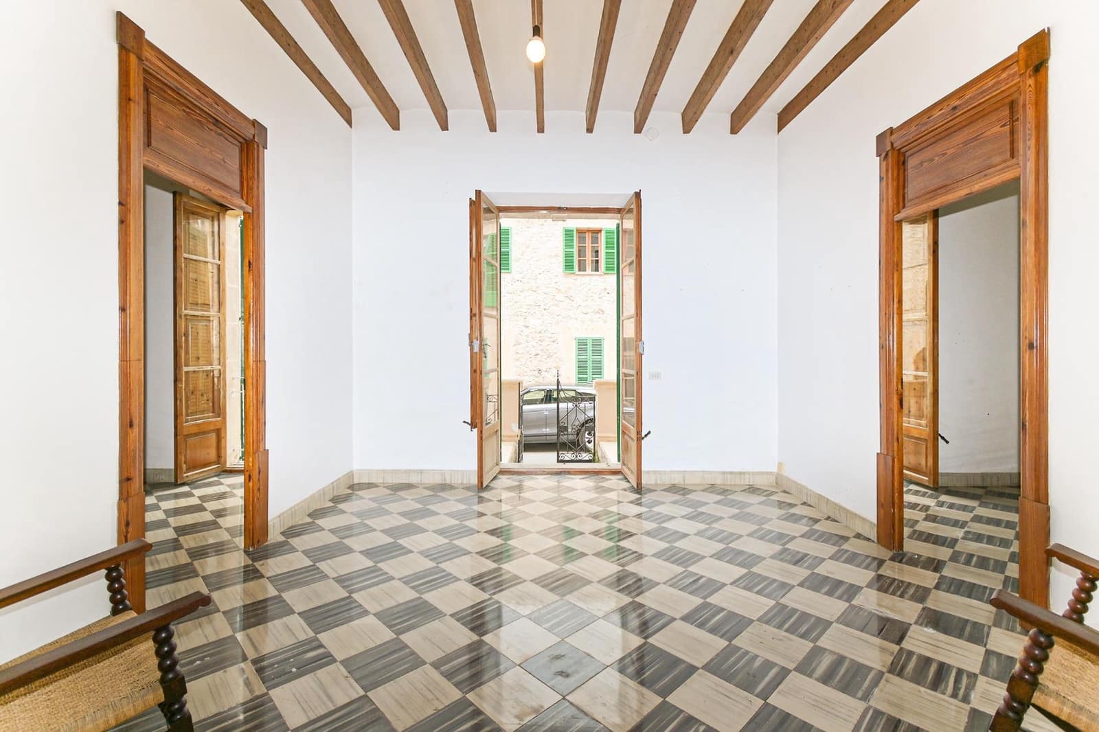 4 soveværelse Byhus til salg i Costitx med garage - € 590.000 (Ref: 8976198)