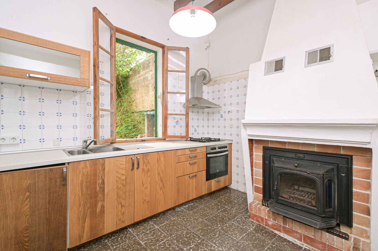 4 soveværelse Byhus til salg i Costitx med garage - € 590.000 (Ref: 8976198)