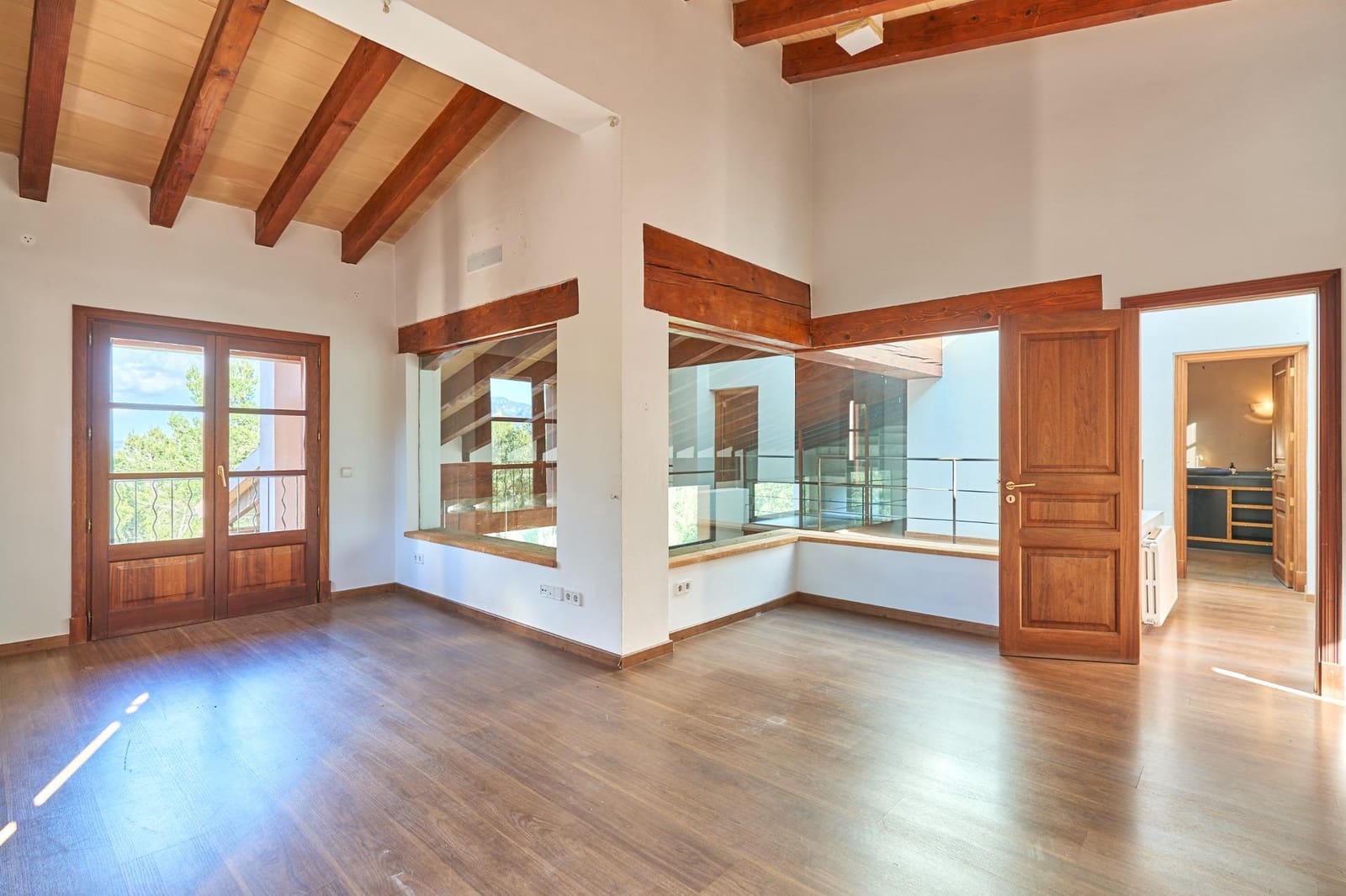 4 bedroom Villa for rent in Esporles with pool garage - € 10,000 (Ref: 9007958)