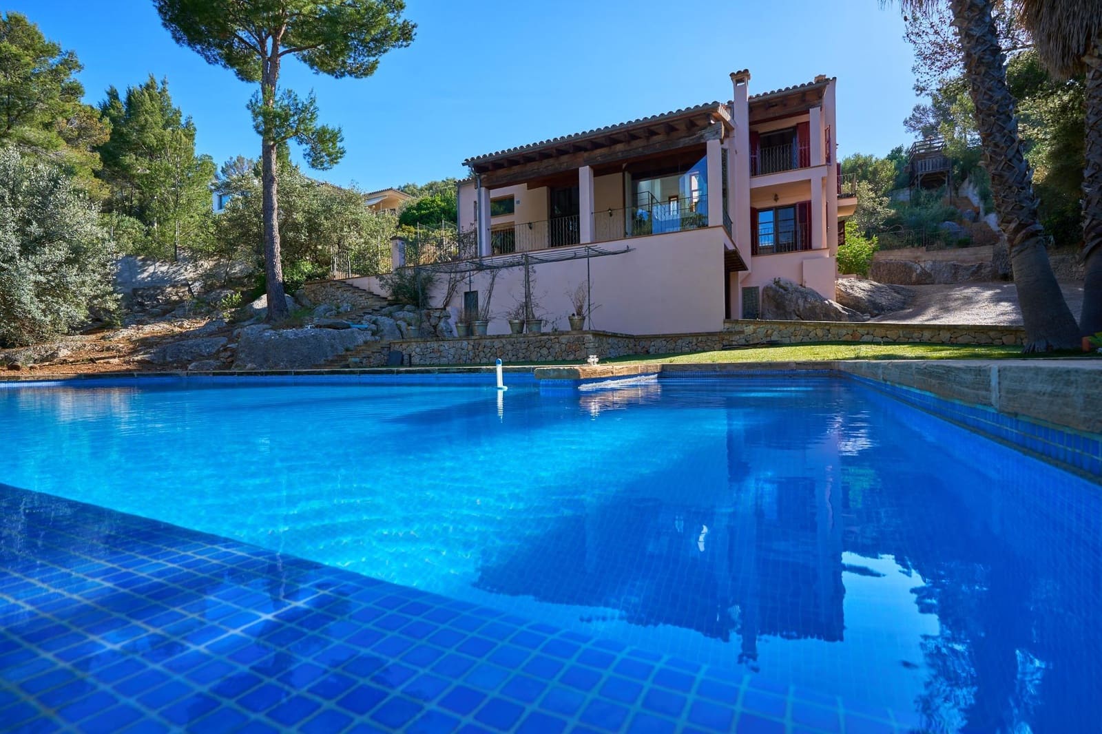 4 bedroom Villa for rent in Esporles with pool garage - € 10,000 (Ref: 9007958)