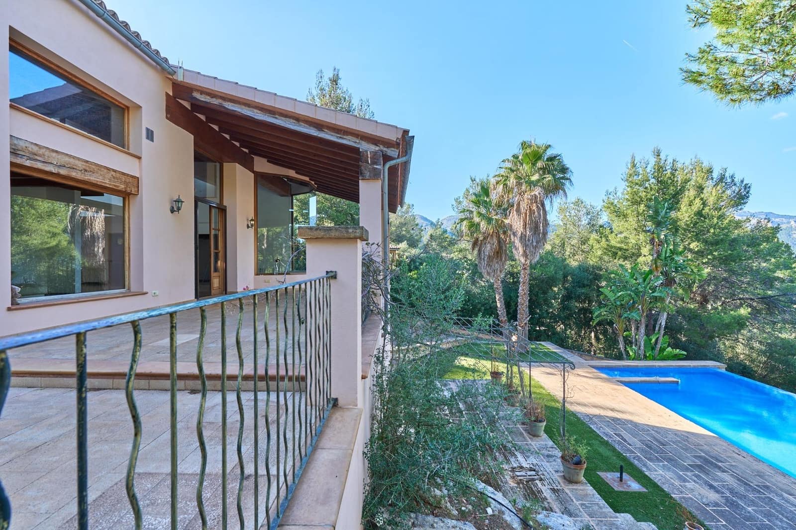 4 bedroom Villa for rent in Esporles with pool garage - € 10,000 (Ref: 9007958)