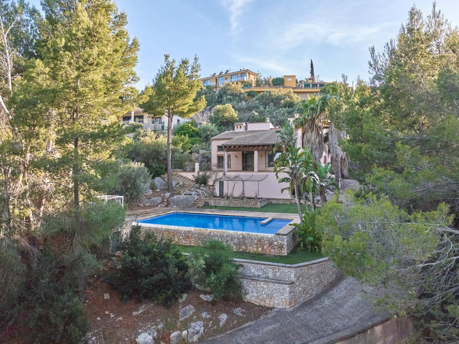 4 bedroom Villa for rent in Esporles with pool garage - € 10,000 (Ref: 9007958)