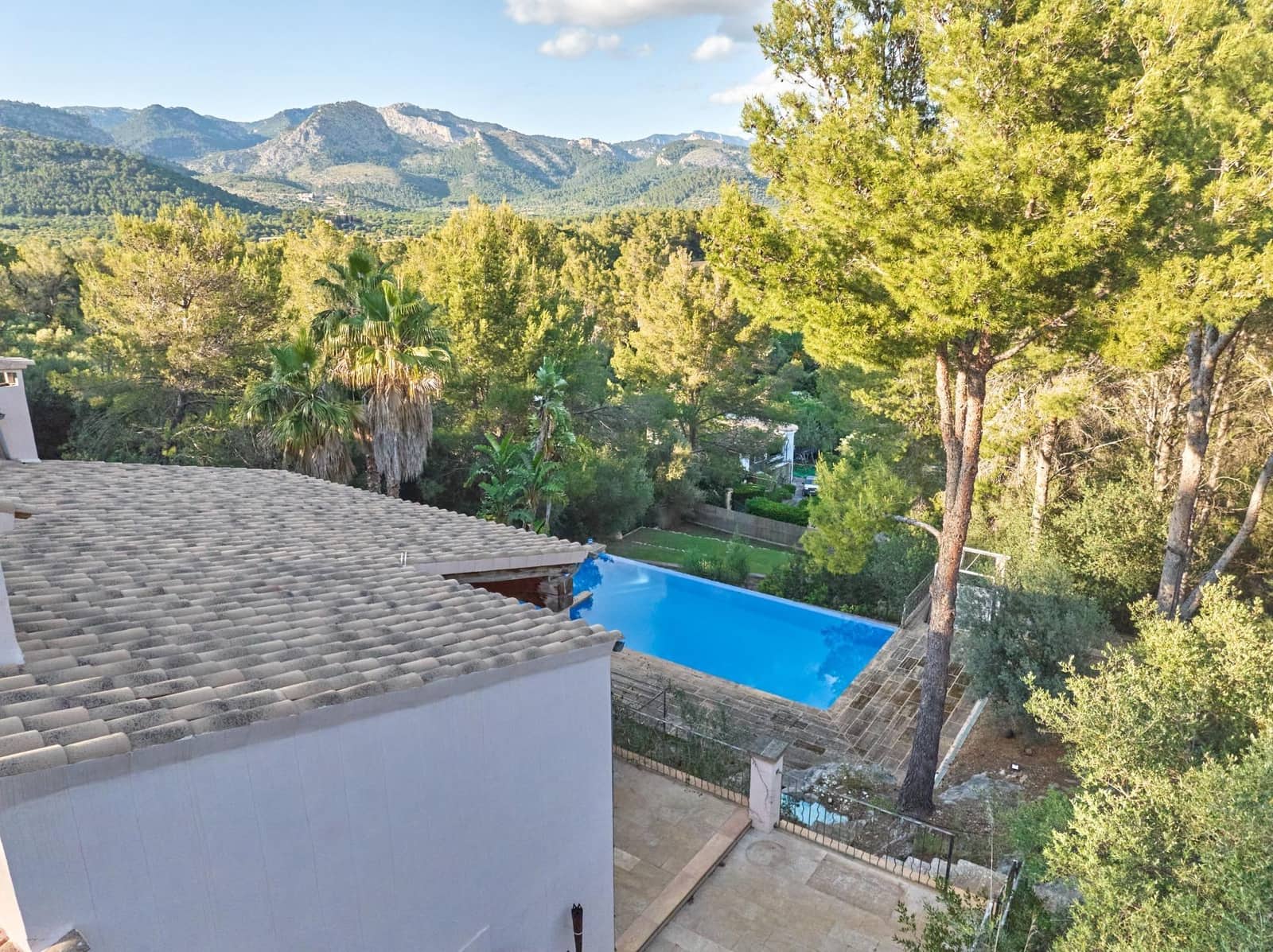 4 soveværelse Villa til salg i Esporles med swimmingpool garage - € 3.185.000 (Ref: 9007959)