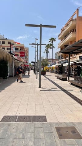 Commercial for sale in Cala Millor, Son Servera - € 1,061,000 (Ref: 9060365)