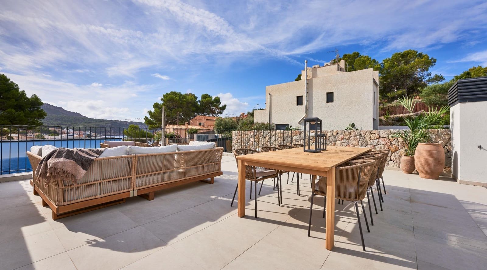 3 soveværelse Lejlighed til salg i Sant Elm med swimmingpool garage - € 875.000 (Ref: 9065239)