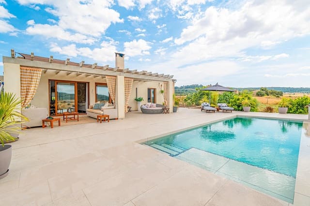 2 bedroom Finca/Country House for sale in Sant Joan with pool garage - € 1,150,000 (Ref: 9077980)