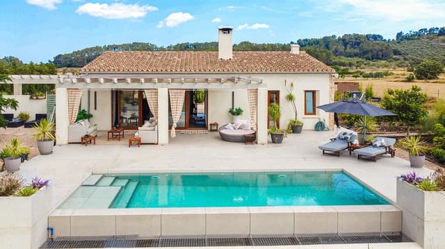 2 bedroom Finca/Country House for sale in Sant Joan with pool garage - € 1,150,000 (Ref: 9077980)