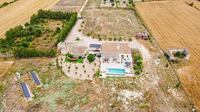 2 bedroom Finca/Country House for sale in Sant Joan with pool garage - € 1,150,000 (Ref: 9077980)