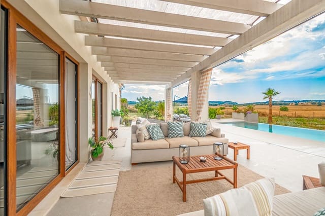 2 bedroom Finca/Country House for sale in Sant Joan with pool garage - € 1,150,000 (Ref: 9077980)