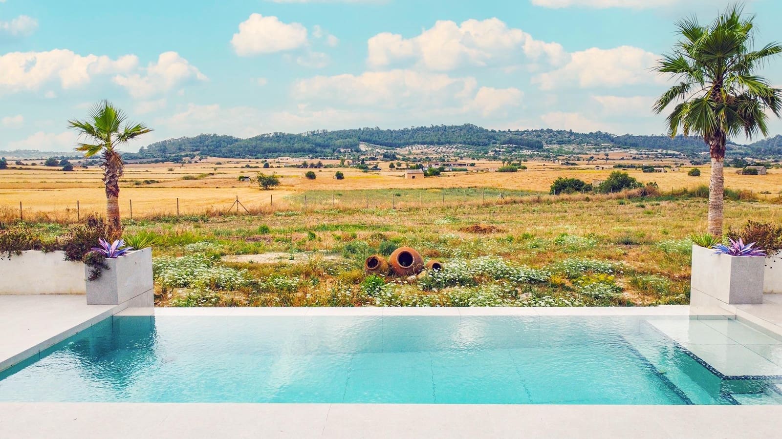 2 soveværelse Finca/Landehus til salg i Sant Joan med swimmingpool garage - € 1.150.000 (Ref: 9077980)