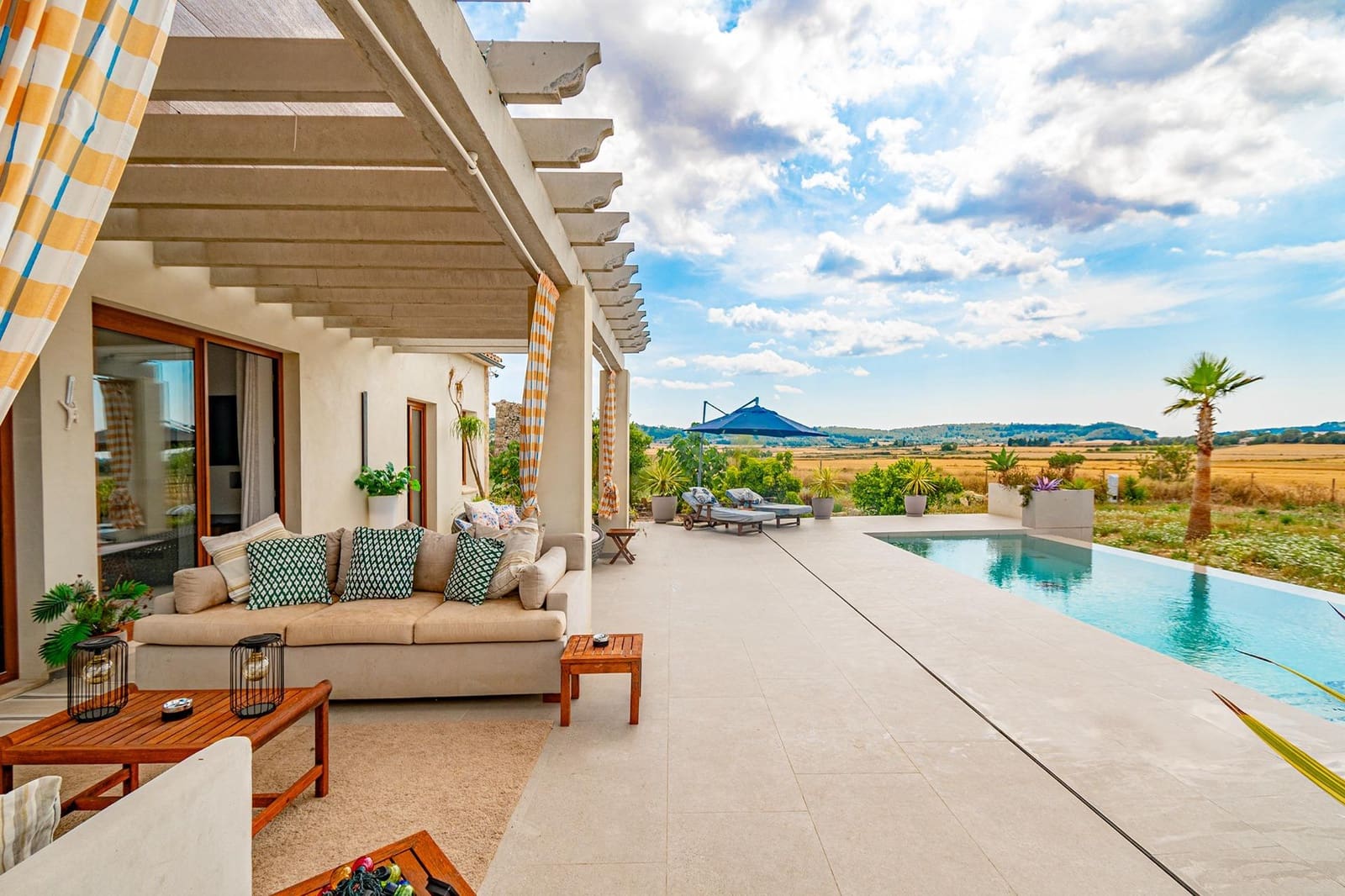 2 bedroom Finca/Country House for sale in Sant Joan with pool garage - € 1,150,000 (Ref: 9077980)