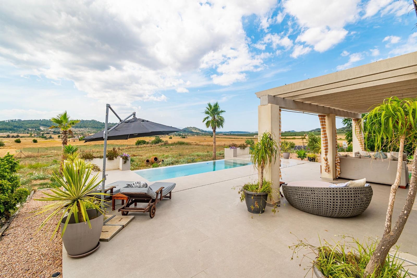 2 bedroom Finca/Country House for sale in Sant Joan with pool garage - € 1,150,000 (Ref: 9077980)