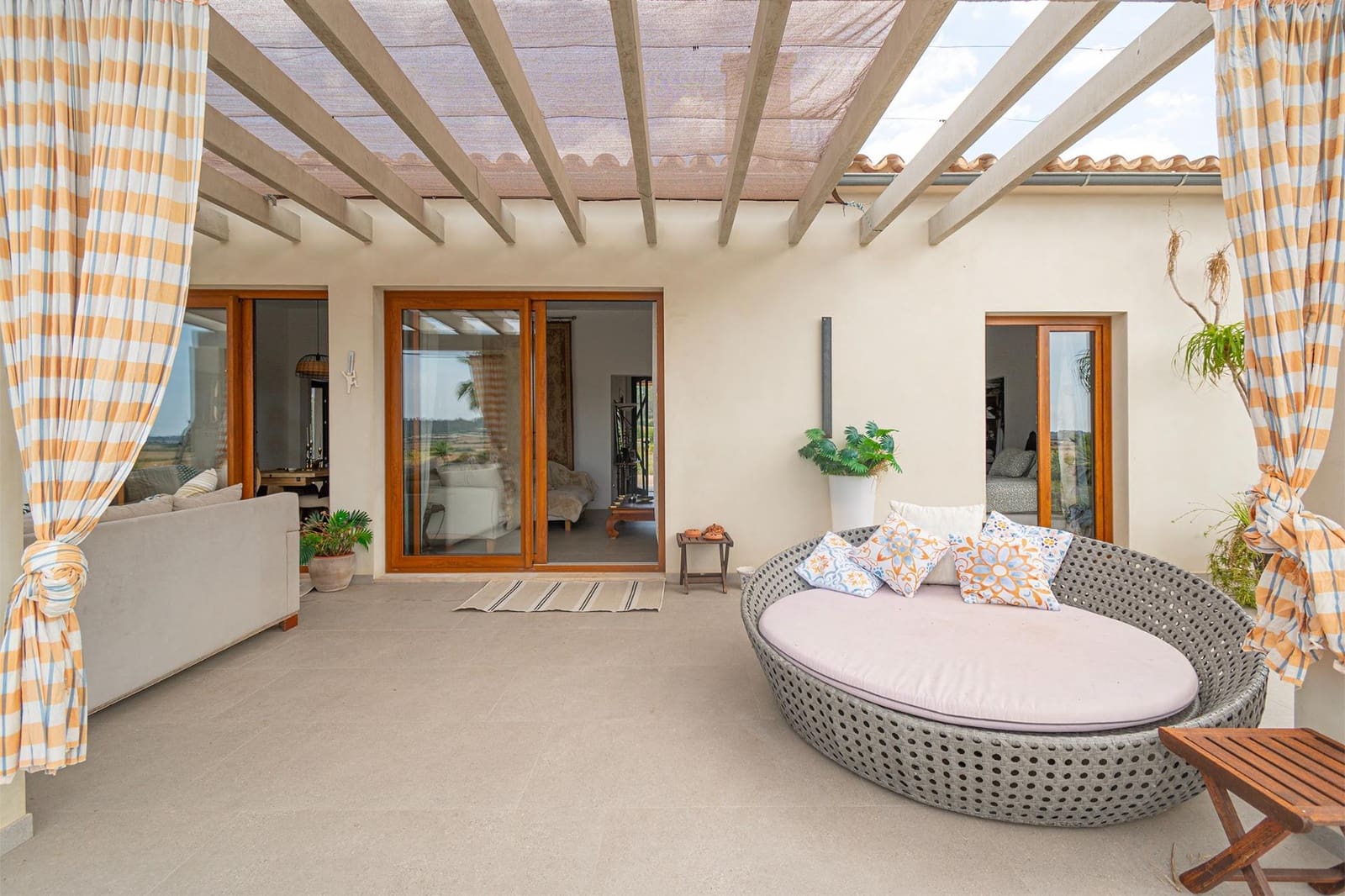 2 bedroom Finca/Country House for sale in Sant Joan with pool garage - € 1,150,000 (Ref: 9077980)