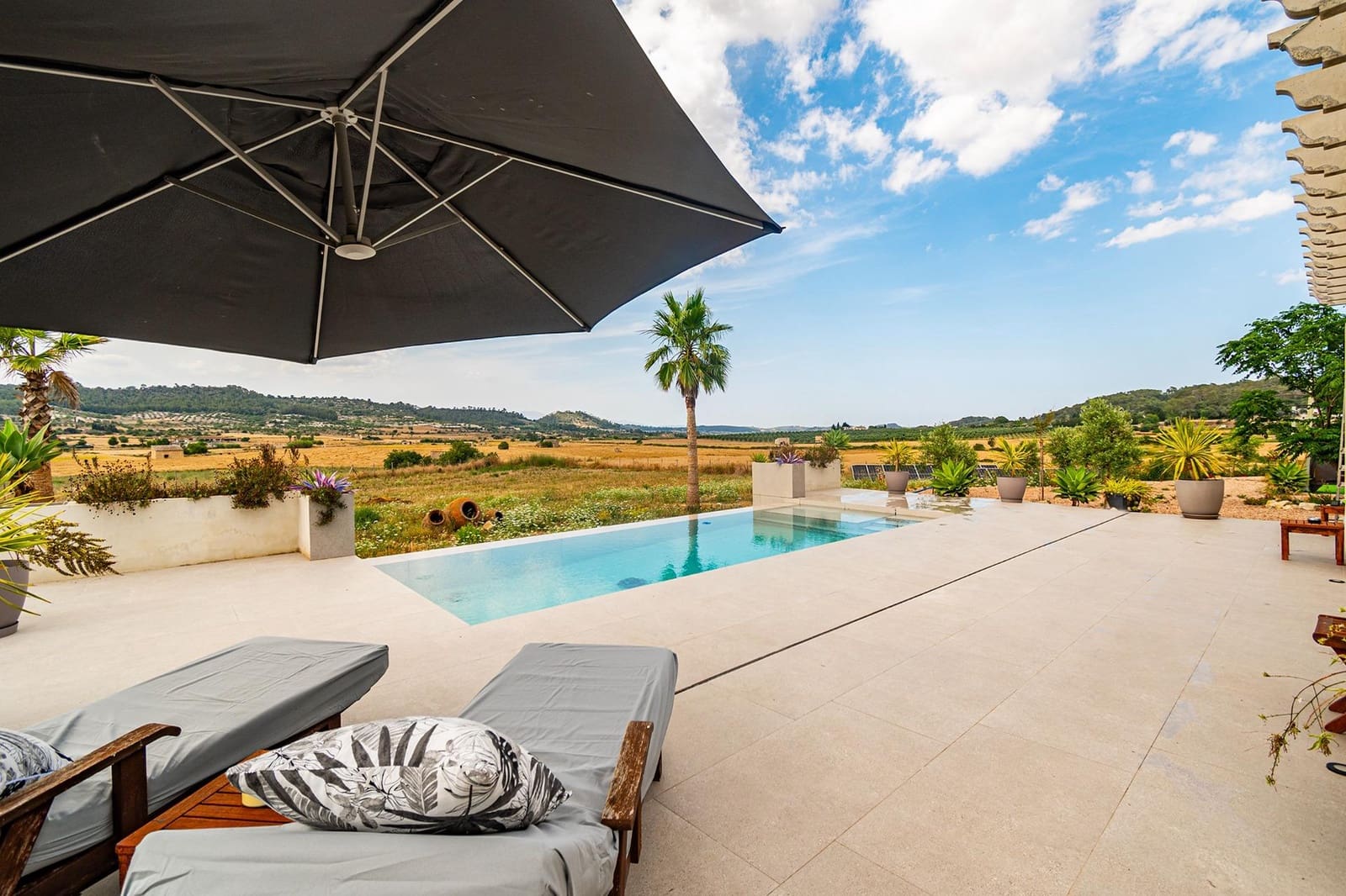 2 bedroom Finca/Country House for sale in Sant Joan with pool garage - € 1,150,000 (Ref: 9077980)
