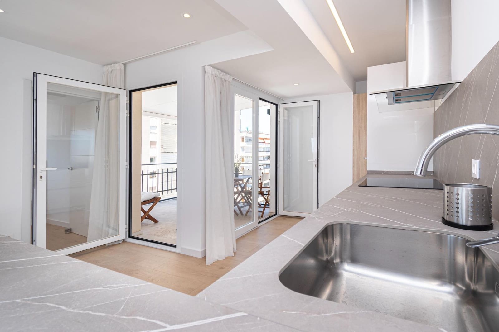 Ático de 2 habitaciones en Palma de Mallorca en venta con garaje - 575.000 € (Ref: 9142904)