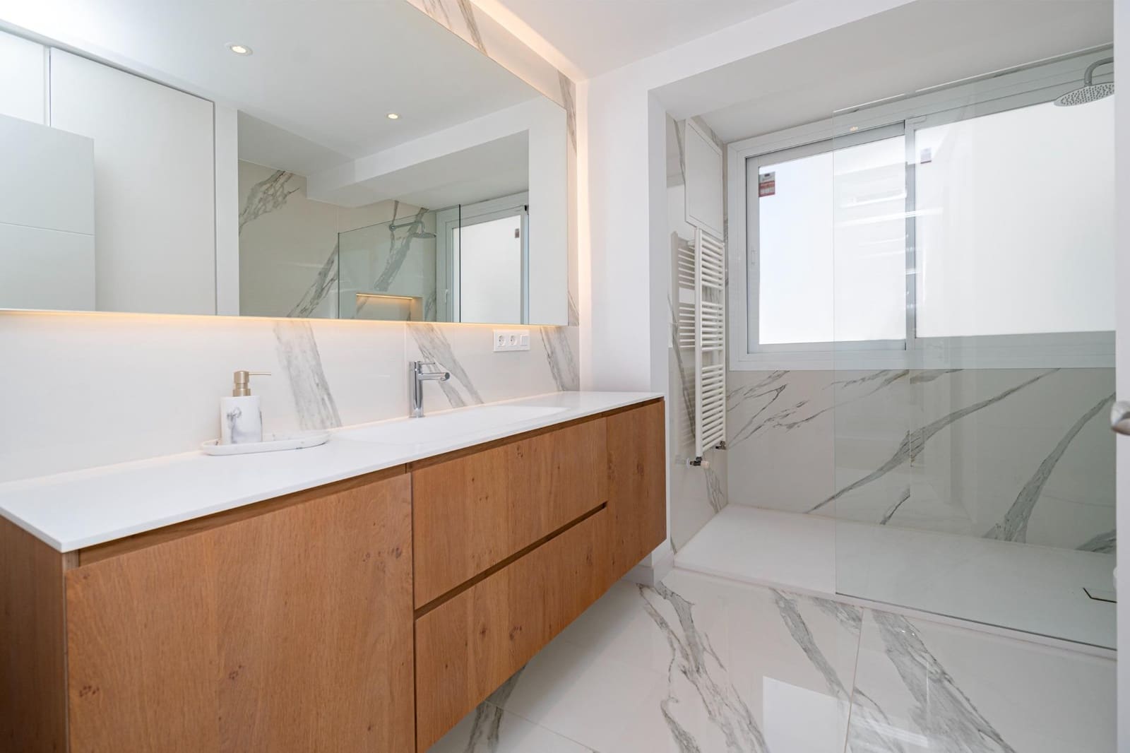 Ático de 2 habitaciones en Palma de Mallorca en venta con garaje - 575.000 € (Ref: 9142904)